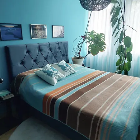 Blue Maja